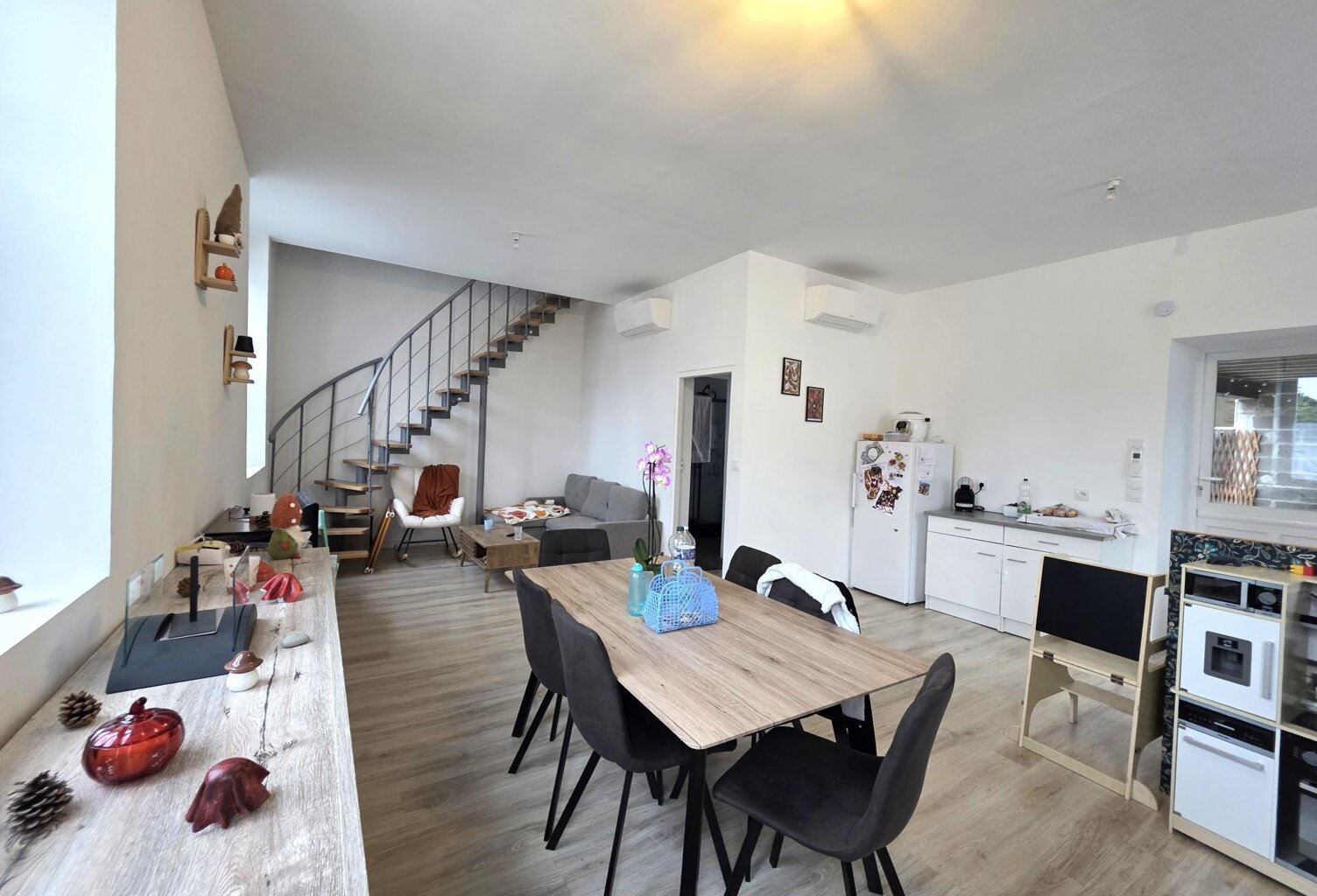 Ensemble immobilier 2 maisons avec locataires en place. — photo 1