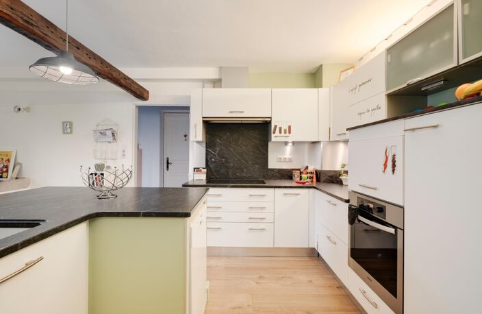 Confortable maison 8 pièces de 1717, DPE A et B — photo 2
