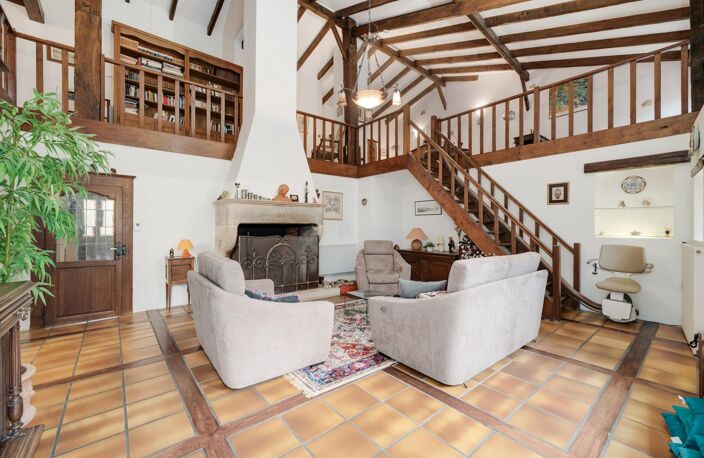 Confortable maison 8 pièces de 1717, DPE A et B — photo 5