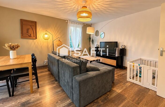 À VENDRE - LES JARDINS DE VERONE - T3 RENOVE AVEC JARDIN DE 180m² — photo 2