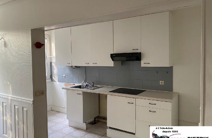 Location appartement 4 pièces 66 m² à L'Isle-Adam (95290) — photo 3