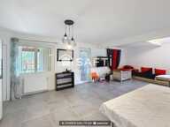 Maison de 100m², avec petit jardin et véranda. — photo 3