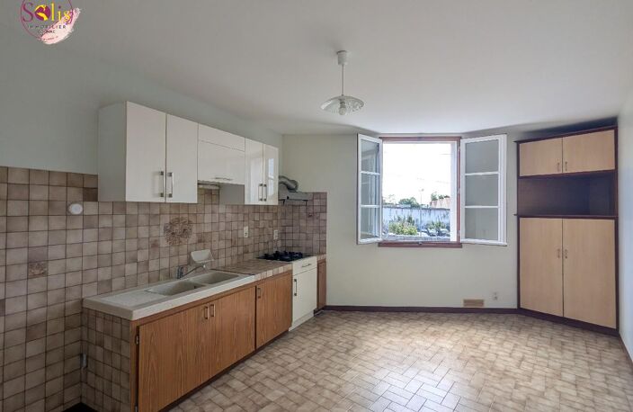 Location appartement 4 pièces 75 m² à Cognac (16100) — photo 3