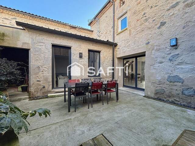 Maison de ville rénovée de 117 m², patio et spa — photo du bien