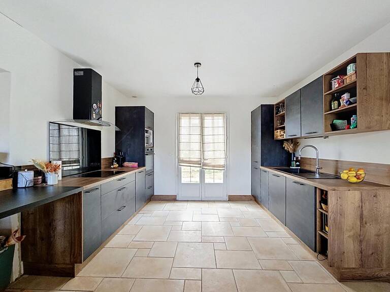 Maison 7 pièces de 164m² habitables Villiers St Georges — photo 1