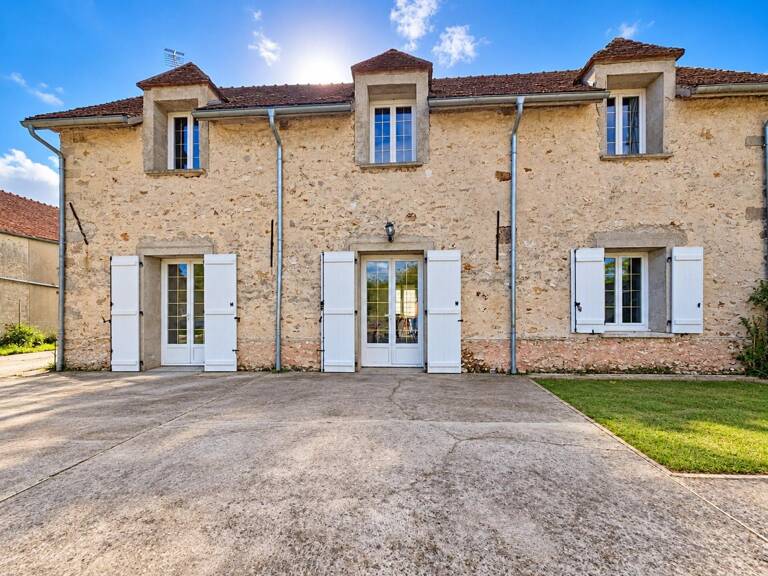 Maison 7 pièces de 164m² habitables Villiers St Georges — photo 1