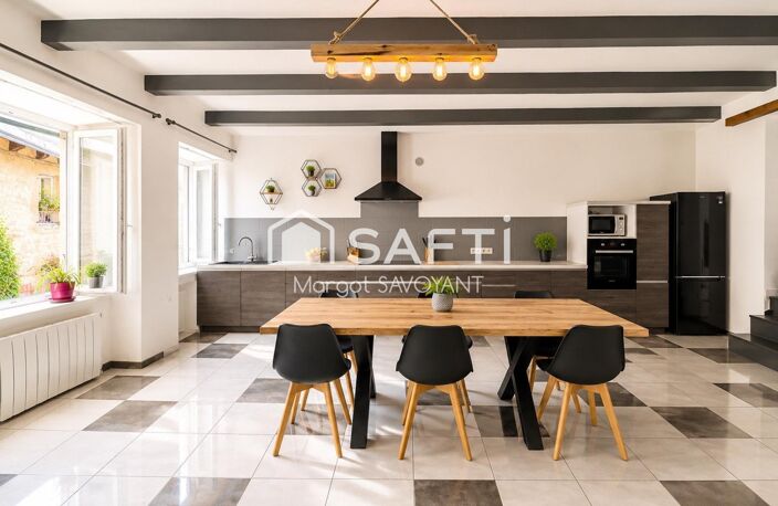 Maison de charme au coeur de Saint-Geniez-d'Olt — photo 2