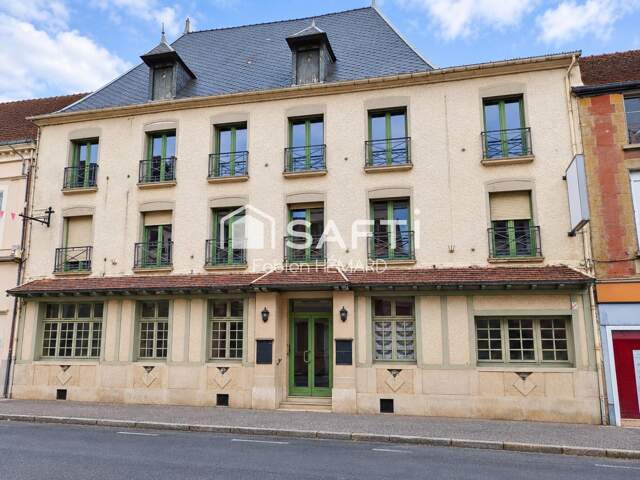 IMMEUBLE HISTORIQUE EN HYPER CENTRE VILLE — photo du bien
