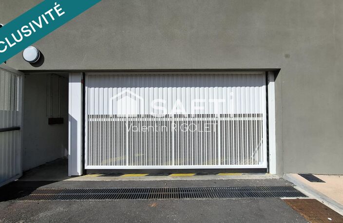 Garage de 18 m² - Résidence de 2025 avec caméras. — photo 3