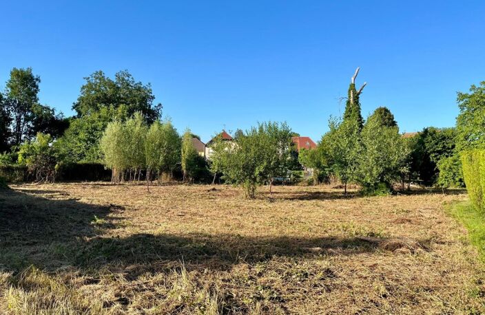 URGENT :Terrain à bâtir à Grozon  Calme, nature et proximité ! — photo 2