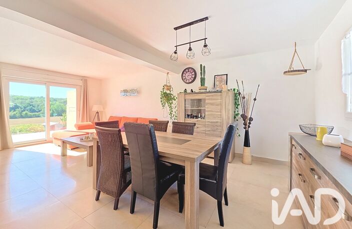 Vente Maison/villa 5 pièces — photo 2