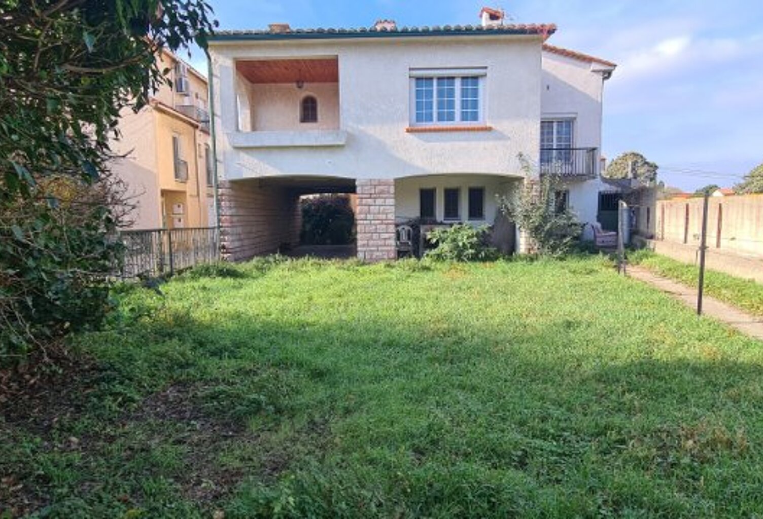 SPACIEUSE VILLA AVEC JARDIN — photo 1