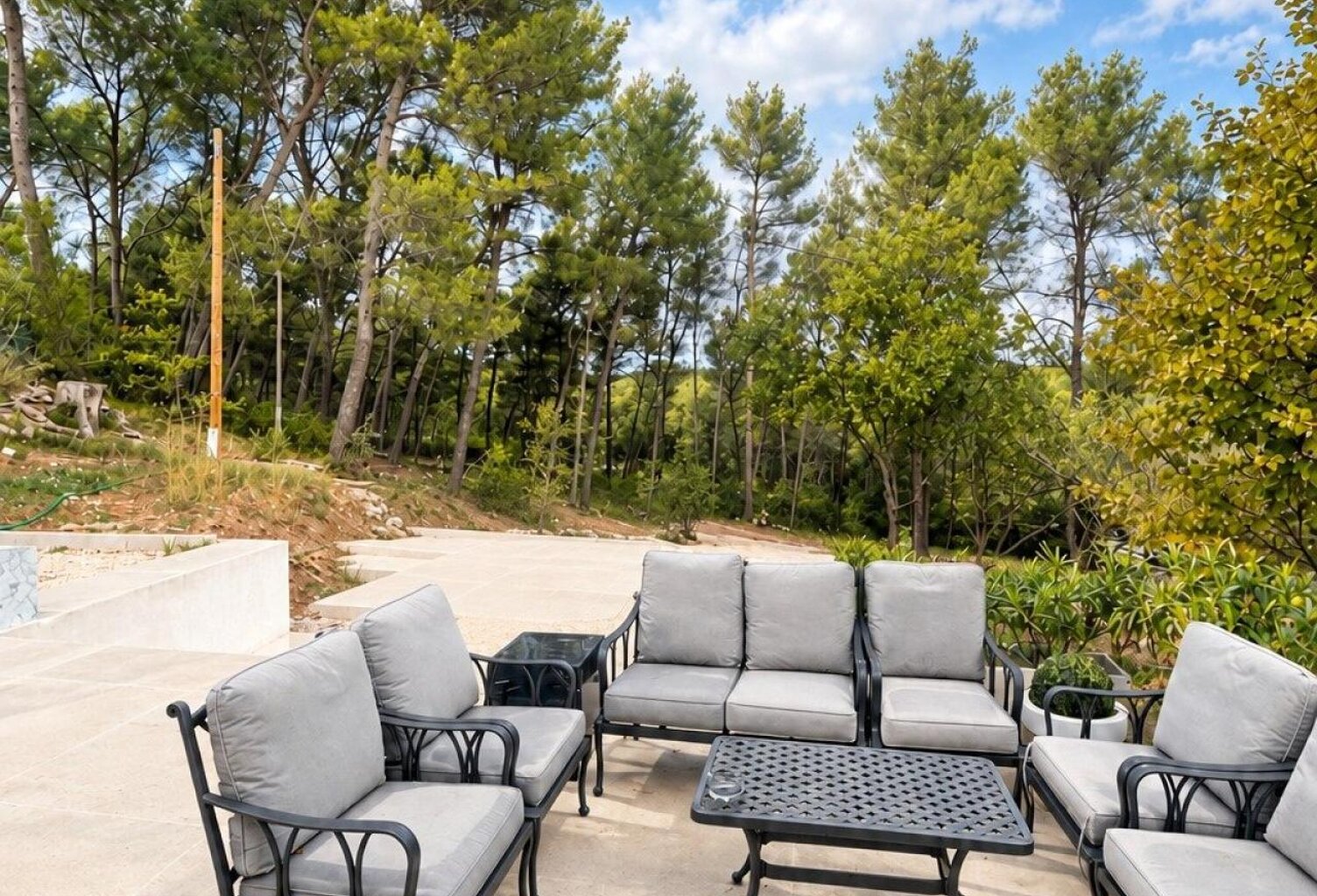 Magnifique maison au cœur de la forêt de Cabriès — photo 1