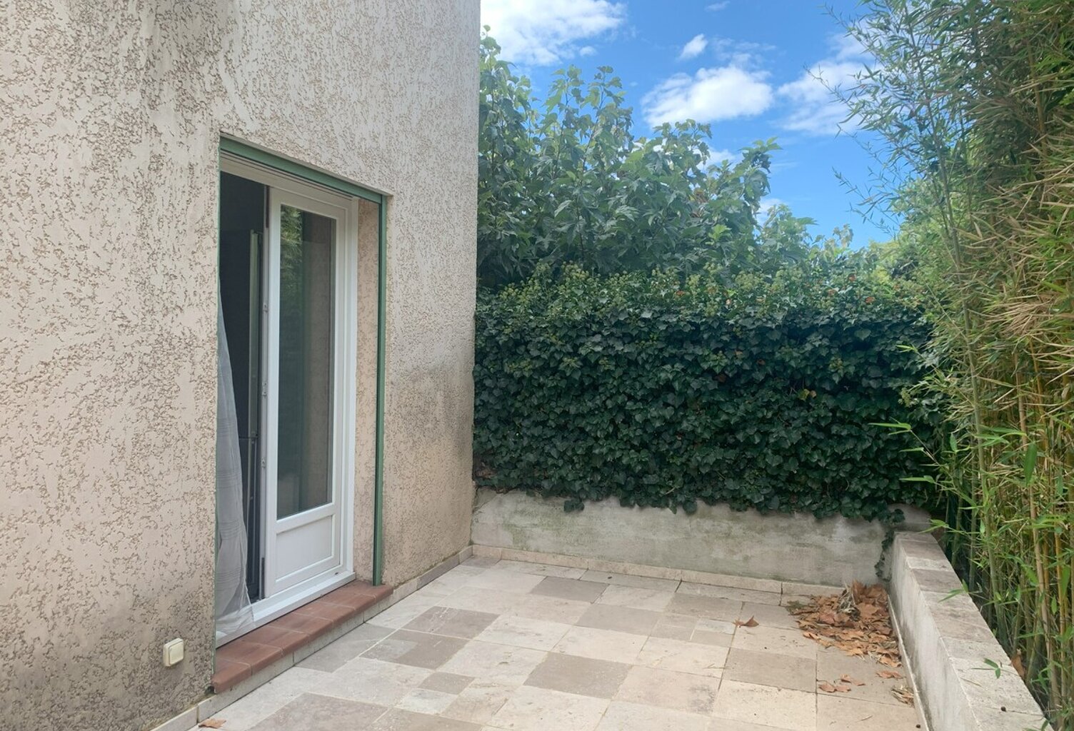PUGET-VILLE, proche commodités, maison de village de type T4 sur — photo 1