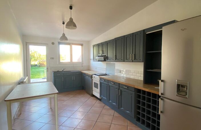 MAISON 3 CHAMBRES JARDIN — photo 2