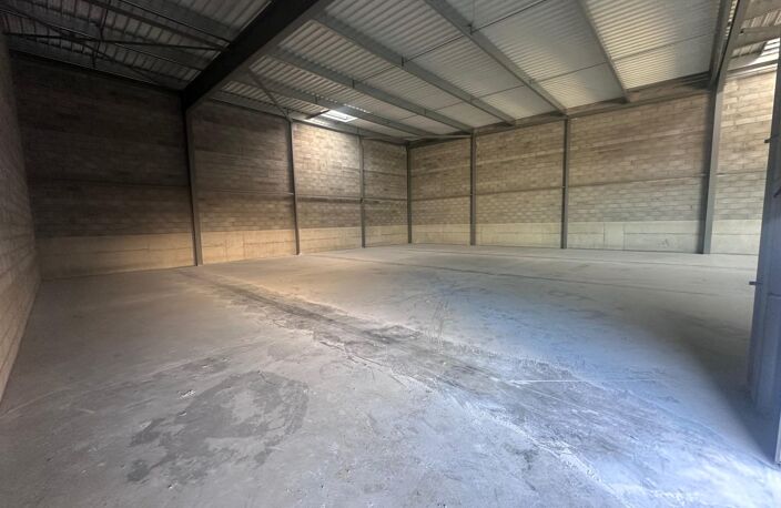 Cellule d'activité  383 m2 libre — photo 3
