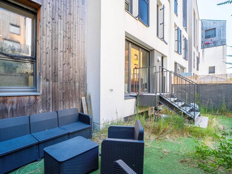 Bacalan : un duplex familial ouvert sur son jardin — photo 1