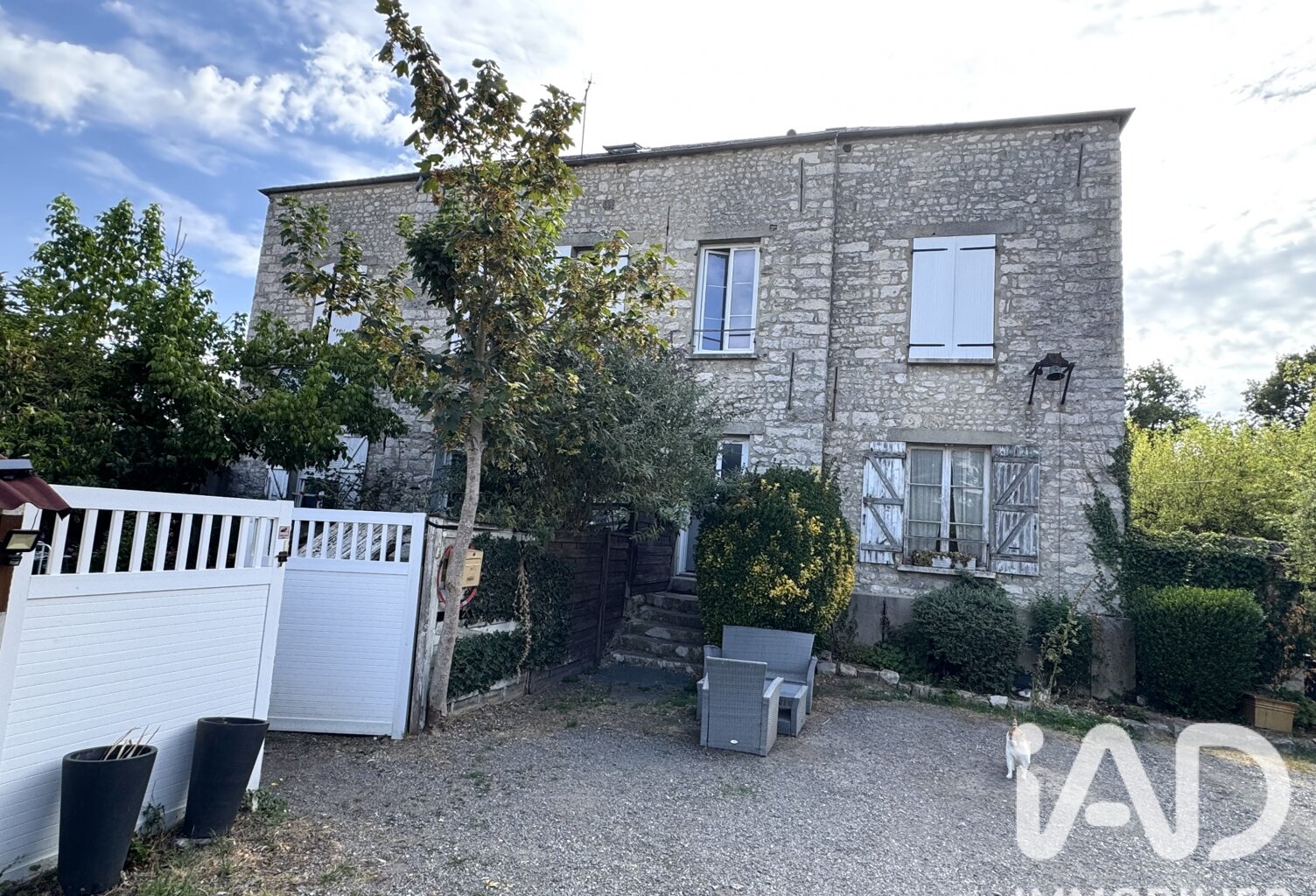 Vente Immeuble 280 m&sup2; — photo 1