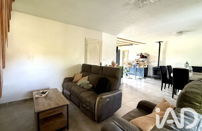 Vente Maison/villa 5 pièces — photo 2