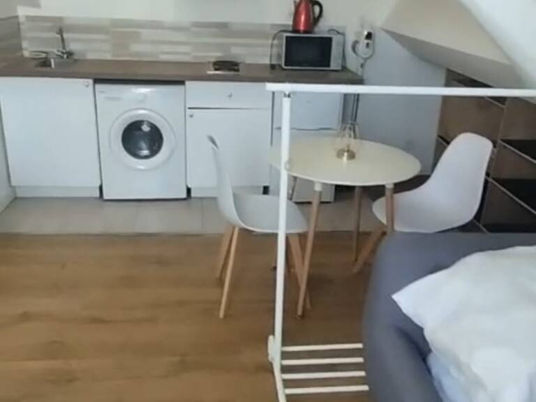 Location Appartement 1 pièce — photo 1