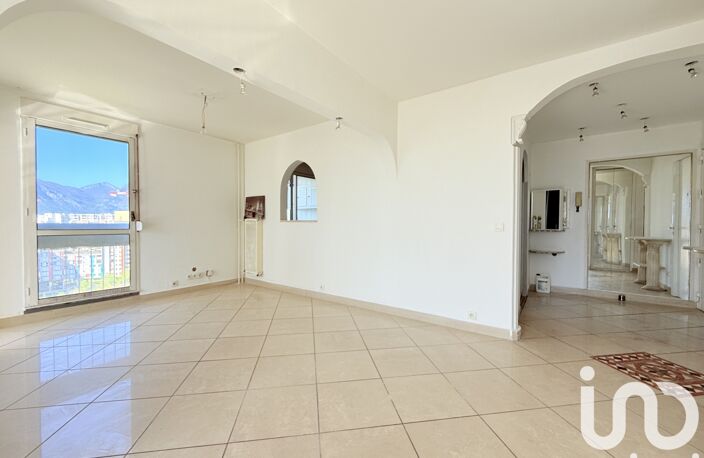 Vente Appartement 4 pièces — photo 3