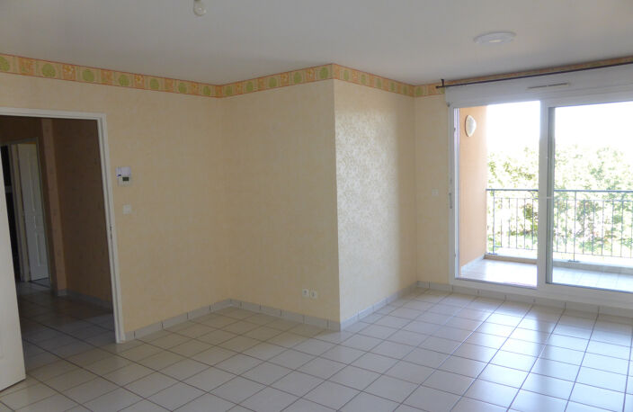  Agréable appartement T3 au calme, 300m des commerces et tra — photo 2