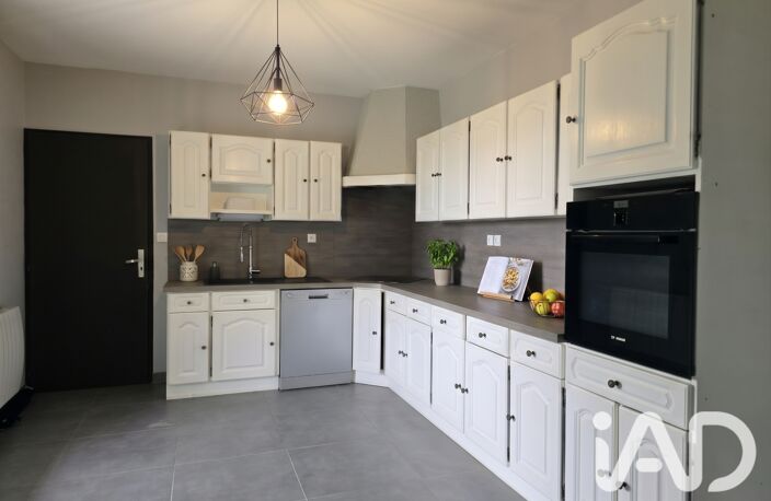 Vente Maison/villa 6 pièces — photo 2