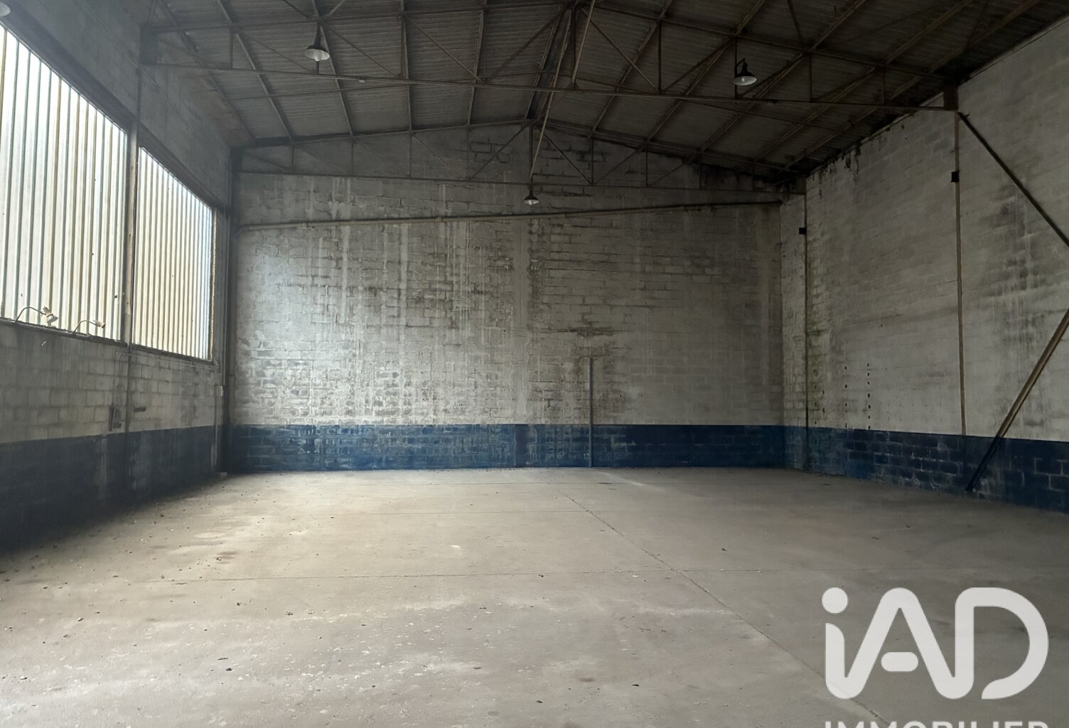 Vente Boutique/Local commercial 278 m&sup2; — photo 1