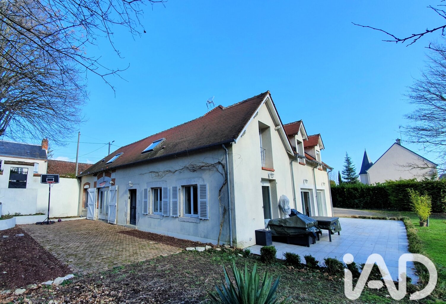 Vente Maison/villa 8 pièces — photo 1