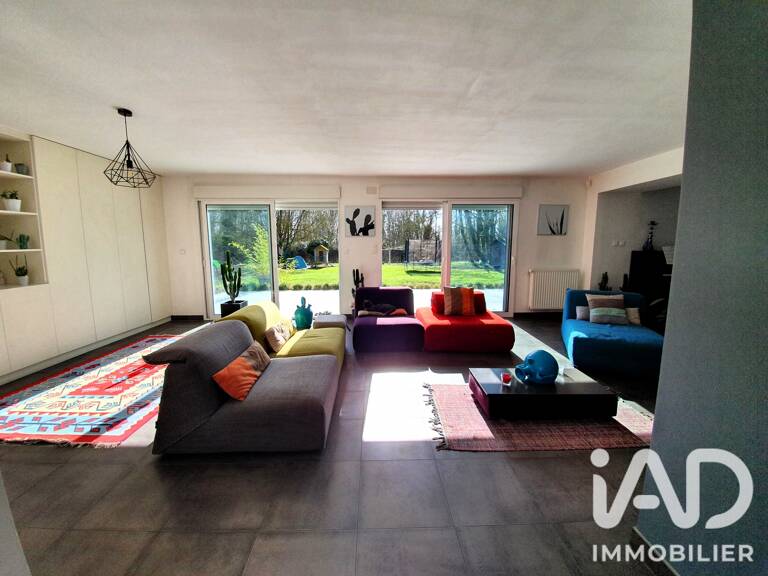 Vente Maison/villa 8 pièces — photo 1