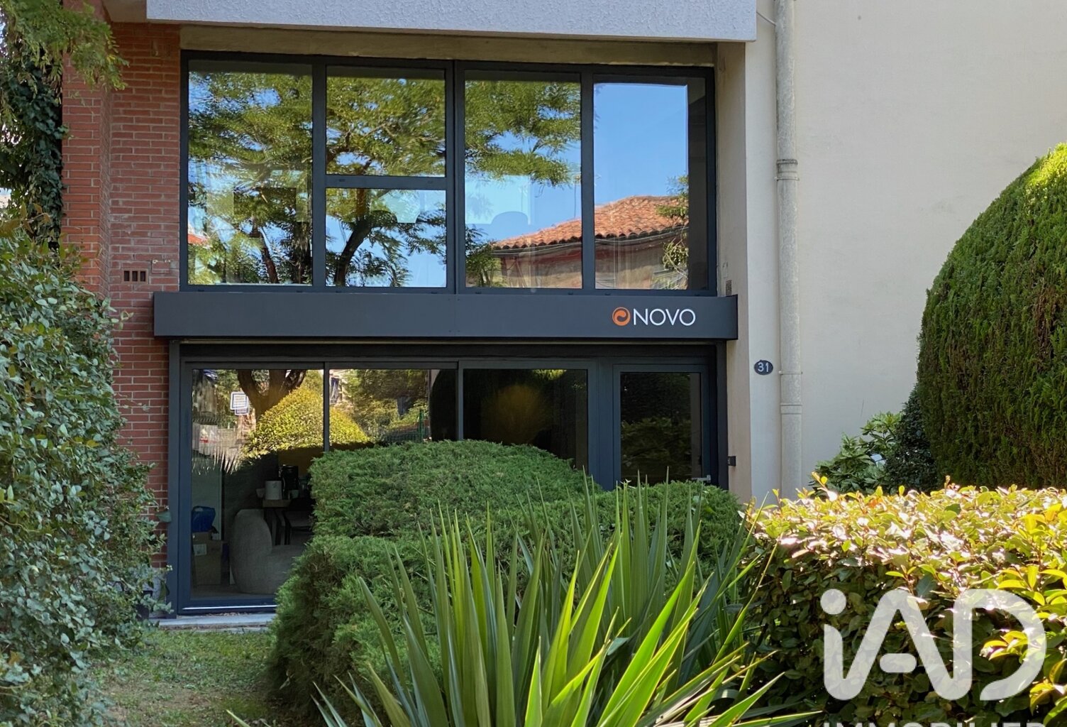 Vente Boutique/Local commercial 128 m&sup2; — photo 1