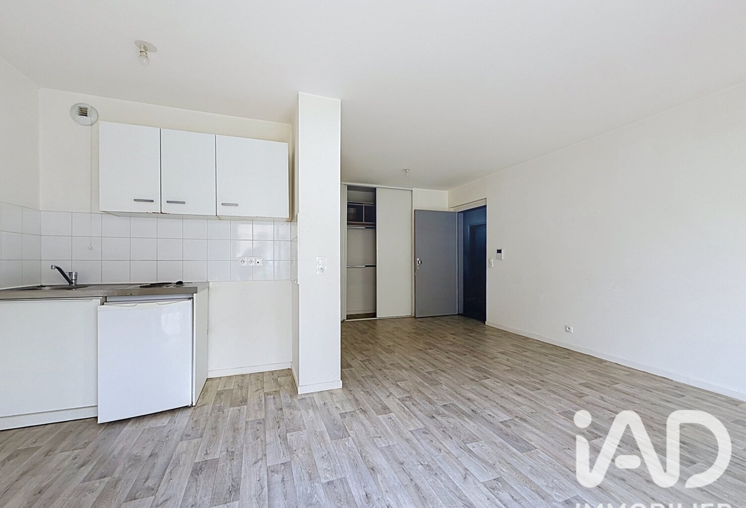 Vente Studio 1 pièce — photo 1