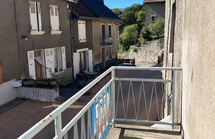 Vente Maison de village 4 pièces — photo 2