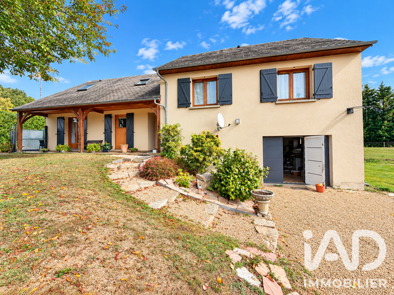 Vente Maison/villa 8 pièces — photo 1