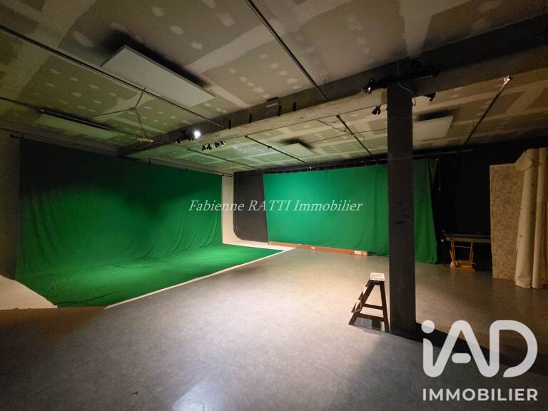 Vente Boutique/Local commercial 230 m&sup2; — photo 1