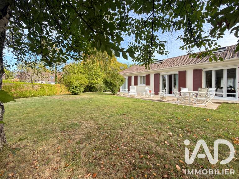 Vente Maison/villa 8 pièces — photo 1