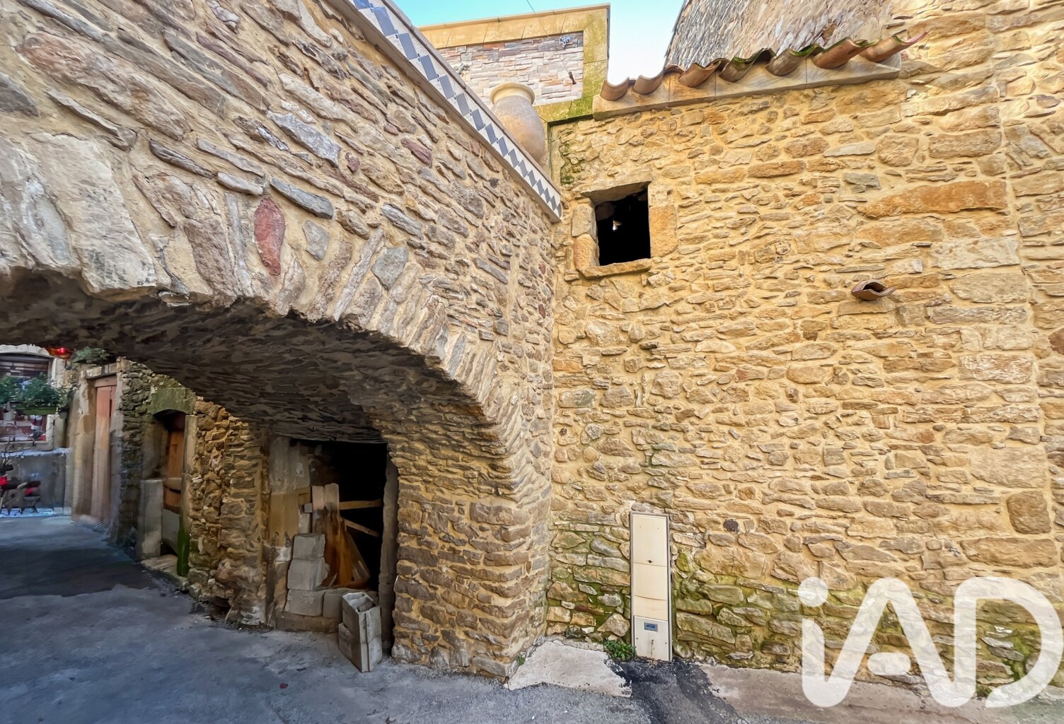 Vente Grange 2 pièces — photo 1