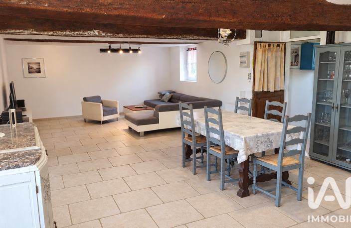 Vente Maison/villa 7 pièces — photo 2