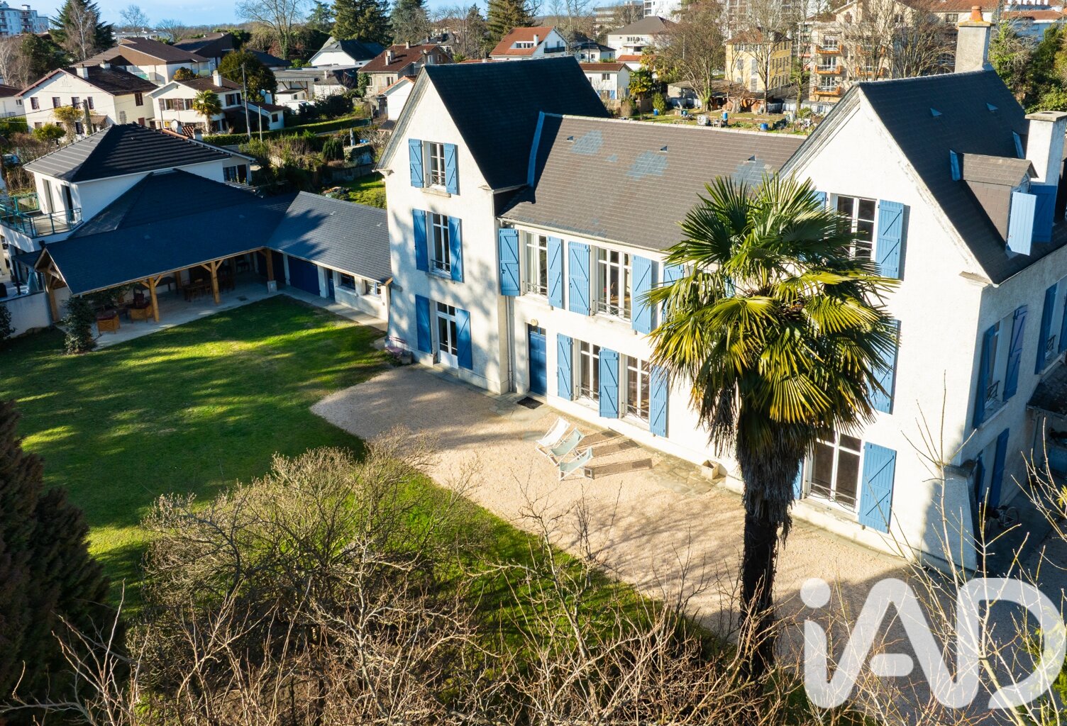 Vente Maison/villa 9 pièces — photo 1