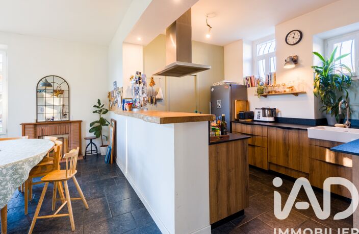 Vente Maison/villa 9 pièces — photo 4