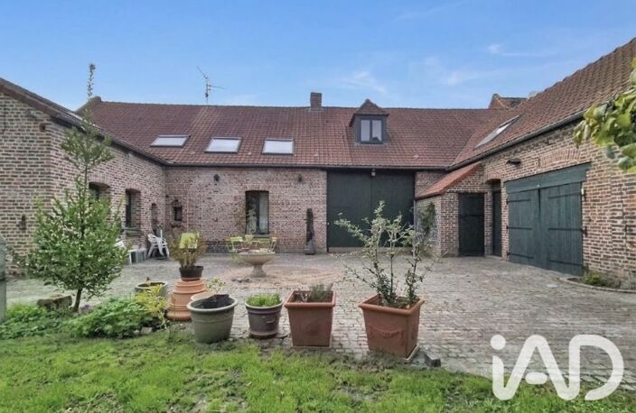 Vente Maison/villa 10 pièces — photo 2