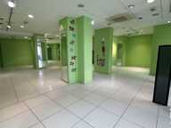 Location Boutique/Local commercial 180 m&sup2; — photo 3