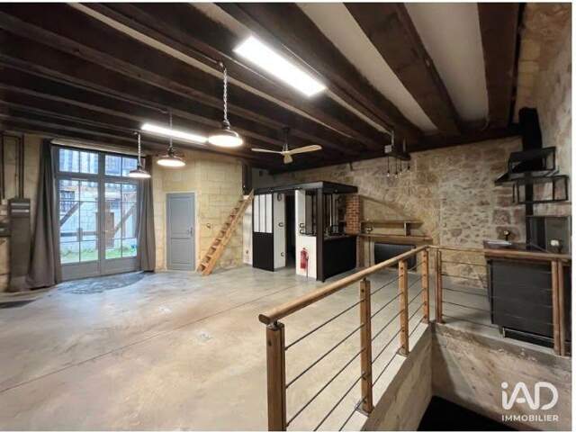 Location Bureaux 110 m&sup2; — photo du bien