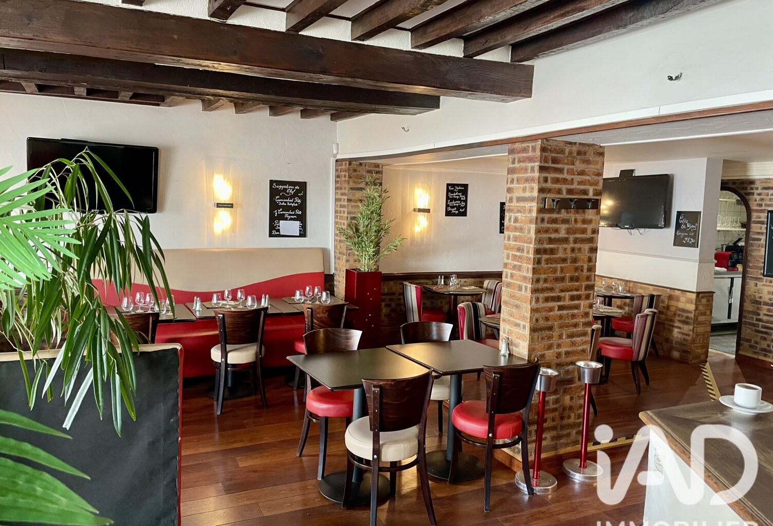 Vente Boutique/Local commercial 144 m&sup2; — photo 1