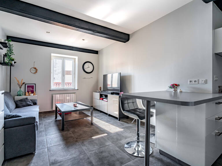 Plein centre, appartement T2 de 40m2 avec garage fermé. — photo 1