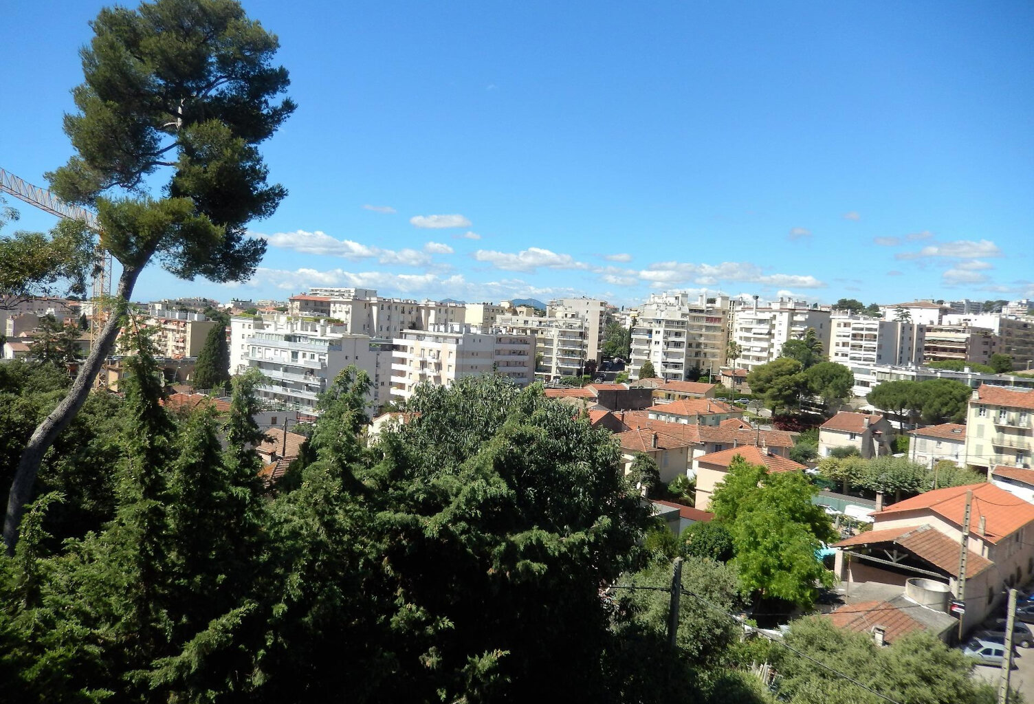 DEUX PIÈCES LE CANNET — photo 1