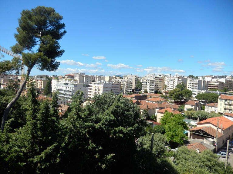 DEUX PIÈCES LE CANNET — photo 1