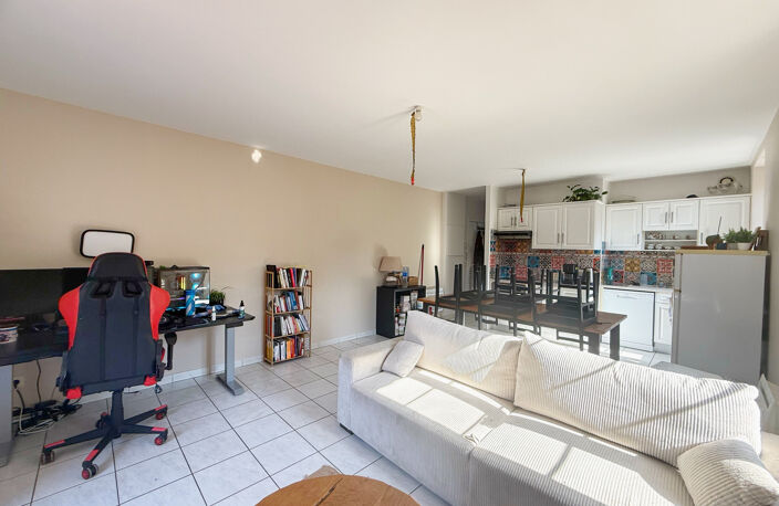 Appartement T3 avec terrasse et parking — photo 2