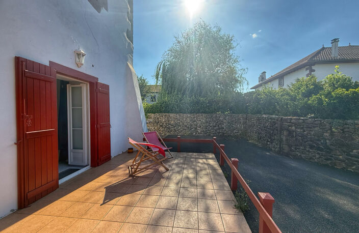 Appartement T3 avec terrasse et parking — photo 5