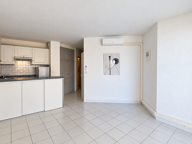 LOGEMENT AVEC UNE CHAMBRE ET UNE CHAMBRE ENFANT A LA CORICHE — photo 3